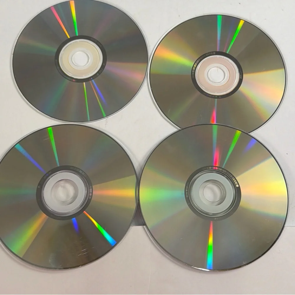 The Sims 2 2004 PC CD Rom Contains all 4 Discs and Instructions Pre-Owned